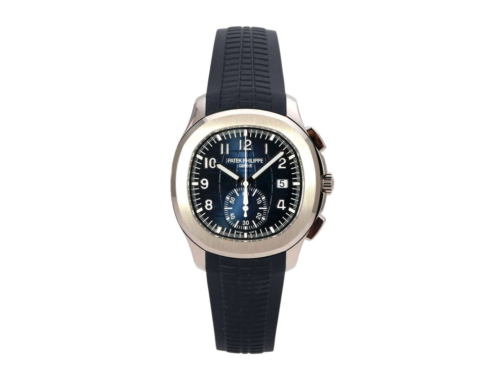 Patek Philippe Aquanaut Chronograph 5968G-001 mit blauem Zifferblatt und Kautschukband.