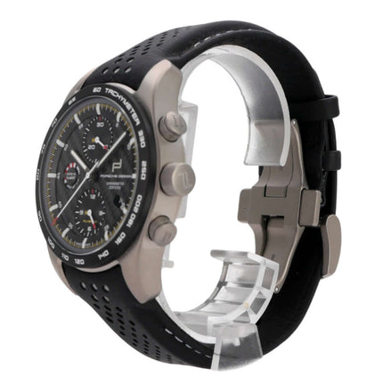 Porsche Design Chronograph 911 GT3RS 2023, titan, 42 mm, schwarzes Zifferblatt, Lederband, wasserdicht bis 5 bar.