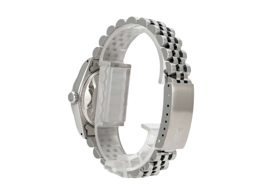 Seitenansicht der Rolex Oyster Datejust 31 Ref. 68274 mit poliertem und satiniertem Jubile-Armband.