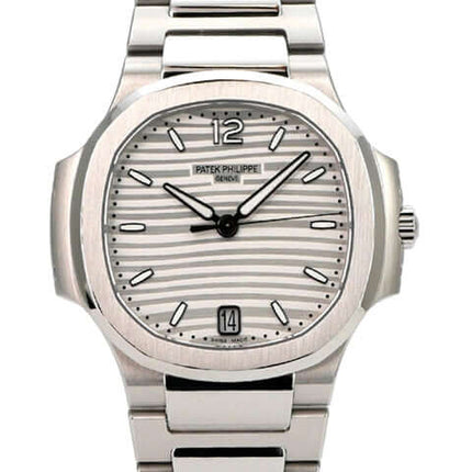 Patek Philippe Nautilus Ladies Ref. 7118/1A-010, silberne Luxusuhr aus Edelstahl mit Automatik und Datum