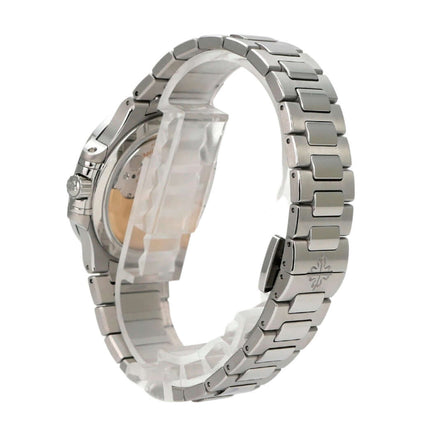 Patek Philippe Nautilus Ladies Ref. 7118/1A-010 Edelstahlarmbanduhr aus Edelstahl mit silberfarbenem Zifferblatt