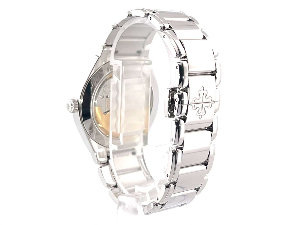 Rückseite der Patek Philippe Twenty-4 Edelstahl Automatik Uhr, Ref. 7300/1200A-010, mit Edelstahlband und Doppelfaltschließe