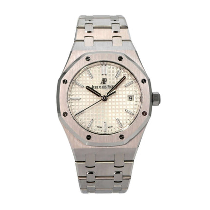 Audemars Piguet Royal Oak Offshore 77350ST.OO.1261ST.01 elegante Uhr mit silberfarbenem Zifferblatt und Edelstahlband.