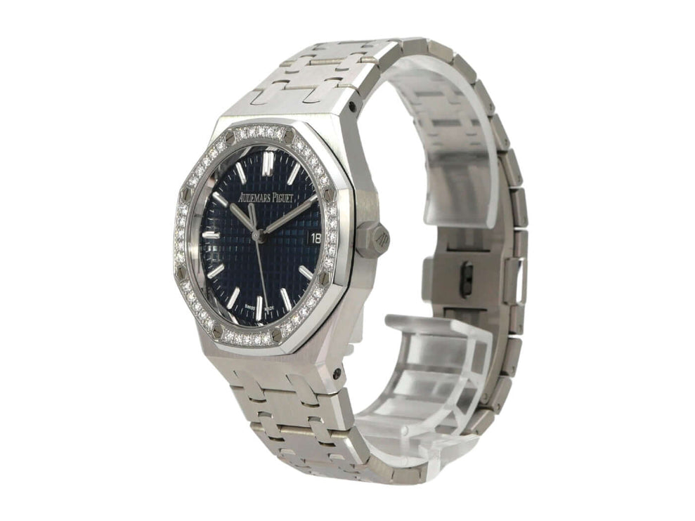 Audemars Piguet Royal Oak Automatik 77451ST.ZZ.1361ST.04 mit Edelstahl-Gehäuse und Diamanten, blauen Zifferblatt.