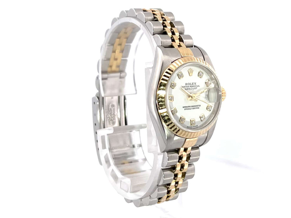Rolex Datejust 26 Edelstahl Gelbgold Uhr mit weißem Zifferblatt und Diamanten, Jubile-Armband, Automatikwerk, 26 mm Gehäusedurchmesser.