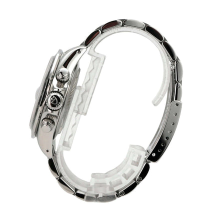 Tudor Prince Date Chronograph 79260 mit poliertem Edelstahlgehäuse und Tachymeterlünette, seitliche Ansicht.