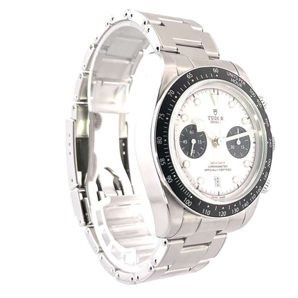 Tudor Black Bay Chrono 79360N-0002, poliertes und satiniertes Edelstahlgehäuse, 41 mm Durchmesser, opalfarbenes Zifferblatt, Edelstahlarmband