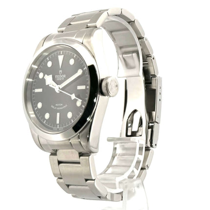 Tudor Black Bay 41 Ref. 79540, Edelstahlgehäuse und -band, schwarzes Zifferblatt, Automatikaufzug, in sehr gutem Zustand, Baujahr 2021