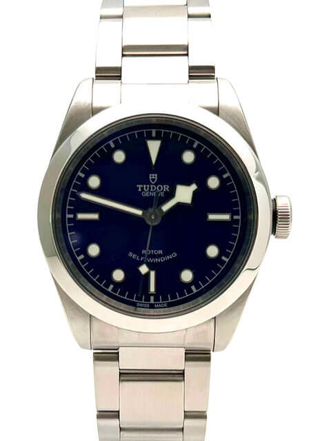 Tudor Heritage Black Bay 41 Ref. 79540-0004 mit poliertem Edelstahlgehäuse, blauem Zifferblatt und Edelstahlband.