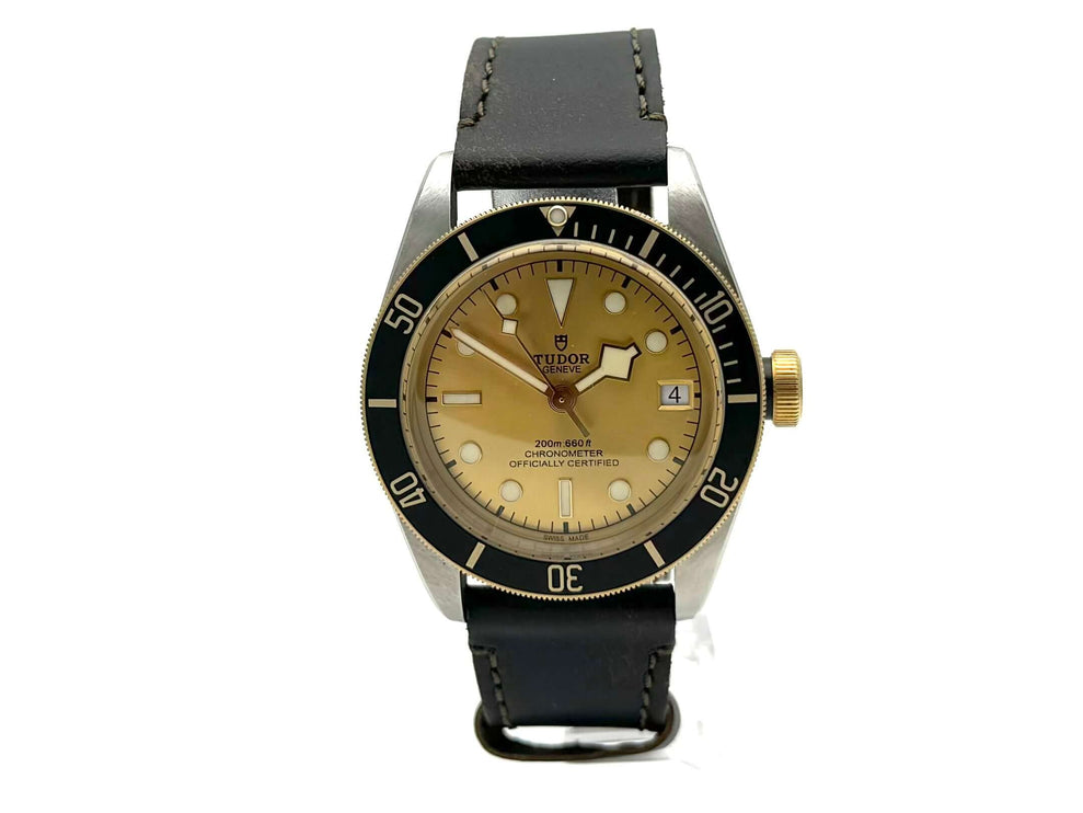 Uhr Tudor Black Bay Steel Gold 79733N Leder mit champagnerfarbenem Zifferblatt und schwarzem Lederband, 41mm Edelstahlgehäuse