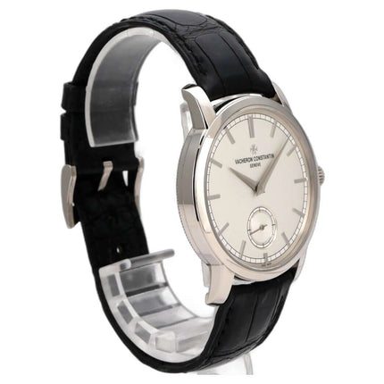 Vacheron Constantin Traditionnelle 82172/000G-9383 Uhr aus 18 kt Weißgold mit schwarzem Lederband und silberfarbenem Zifferblatt