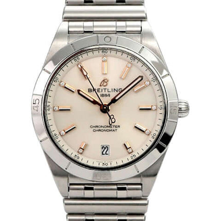 Breitling Chronomat Automatic 36 Weiß mit Edelstahl-Gehäuse und Diamanten auf Zifferblatt, elegantes Design.