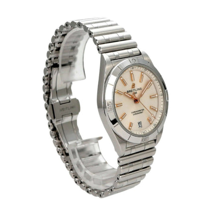 Breitling Chronomat Automatic 36 in Edelstahl, weißes Zifferblatt mit Diamanten, elegante Armbanduhr.