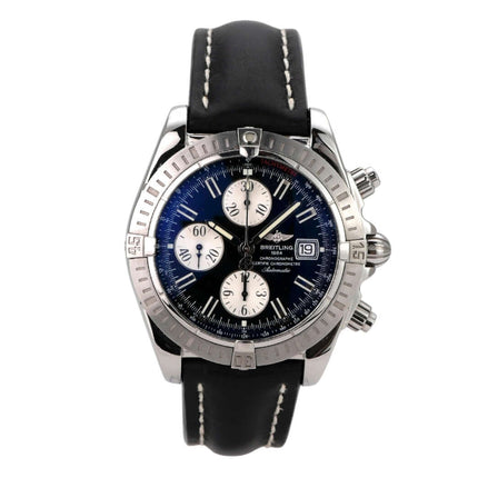 Breitling Chronomat Evolution Chronograph Ref. A13356 mit schwarzem Lederband und blauem Zifferblatt.