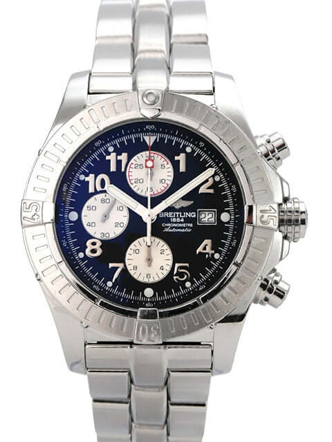 Breitling Super Avenger Chronograph A13370 – Edelstahl-Uhr mit schwarzem Zifferblatt und Chronograph-funktion.