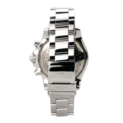 Breitling Super Avenger II Chronograph A1337111.BC29 Rückansicht mit Edelstahlarmband und Gehäuse.