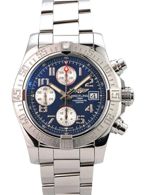 Breitling Avenger II Chronograph Automatik A1338111.C870.170A mit blauem Zifferblatt und Edelstahlarmband.