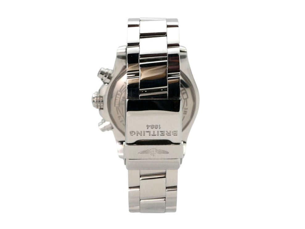Breitling Avenger II Chronograph Automatik A1338111.C870.170A mit poliertem Edelstahl-Armband von hinten.