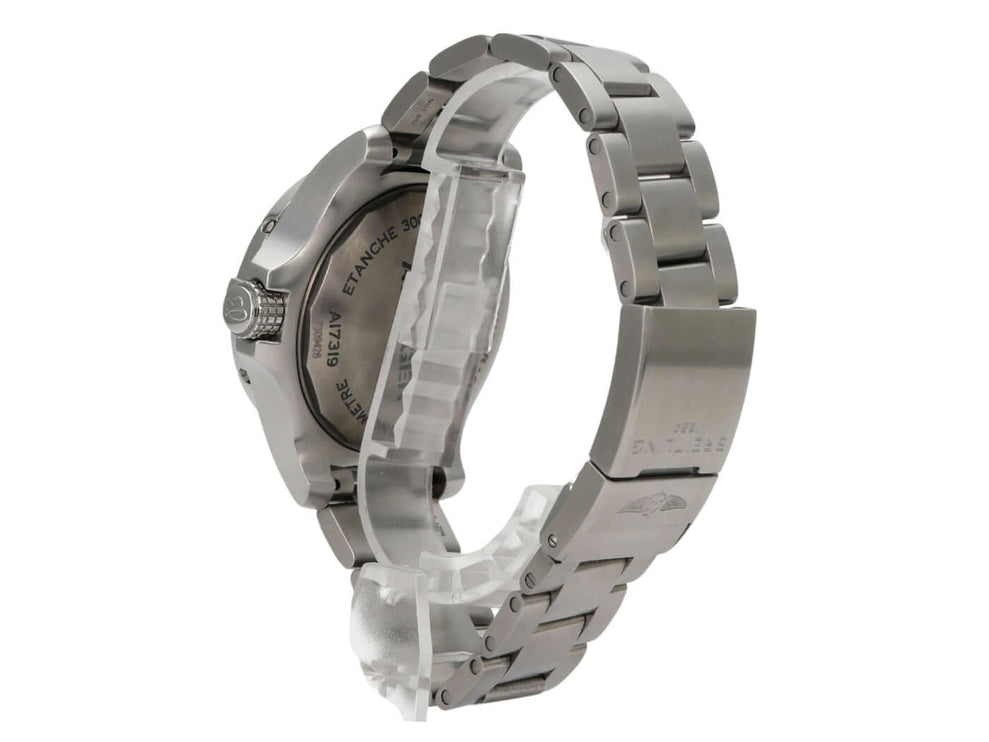 Breitling Avenger Automatic 45 Seawolf Gelb A17319101I1A1 mit Edelstahlband, seitliche Ansicht, Rückansicht.