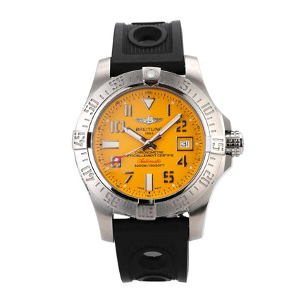 Breitling Avenger II Seawolf A1733110.I519.153S.A20DSA.2 mit gelbem Zifferblatt und schwarzem Kautschukarmband.