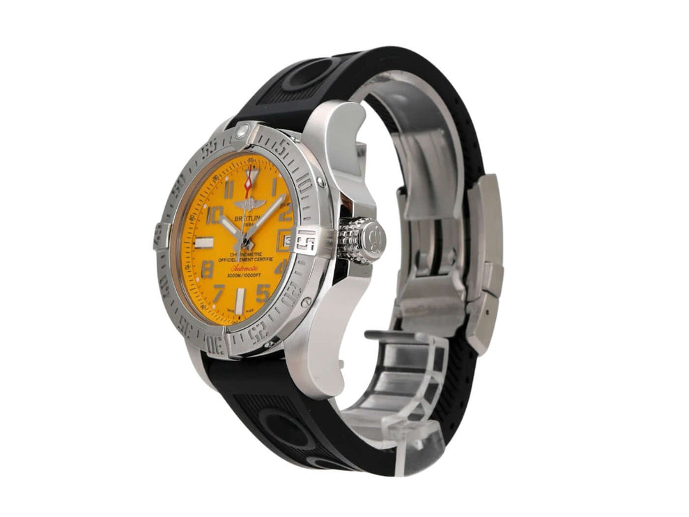 Breitling Avenger II Seawolf A1733110.I519.153S.A20DSA.2 mit gelbem Zifferblatt und schwarzem Diver Pro III Kautschuk Armband.