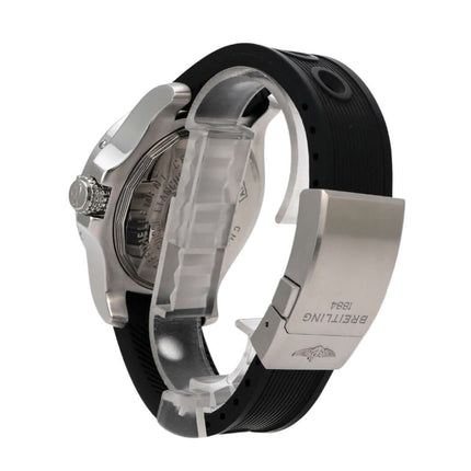 Breitling Avenger II Seawolf A1733110.I519.153S.A20DSA.2 mit schwarzem Diver Pro III Kautschuk Armband und Faltschließe.