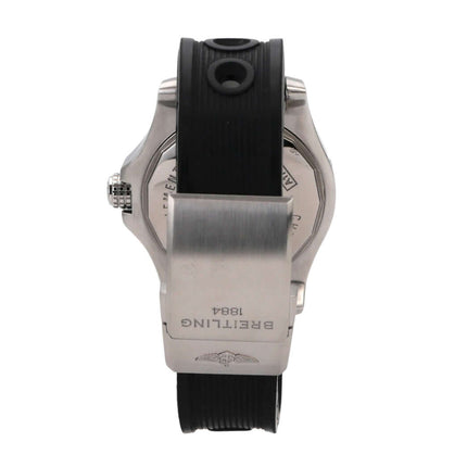 Breitling Avenger II Seawolf A1733110.I519.153S.A20DSA.2 mit schwarzem Diver Pro III Kautschuk Armband und Edelstahlgehäuse.