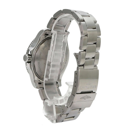 Breitling Superocean Automatic 44 Gelb A17367021I1A1 Edelstahl vielseitig, seitliche Ansicht des Armbands und Gehäuses.