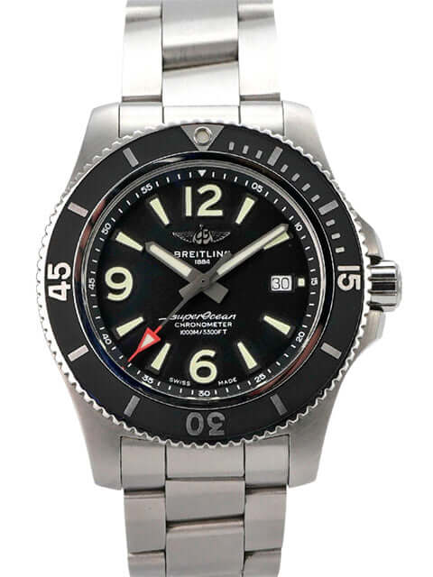 Breitling Superocean Automatic 44 A17367D71B1S1 mit Edelstahlarmband und schwarzem Zifferblatt.