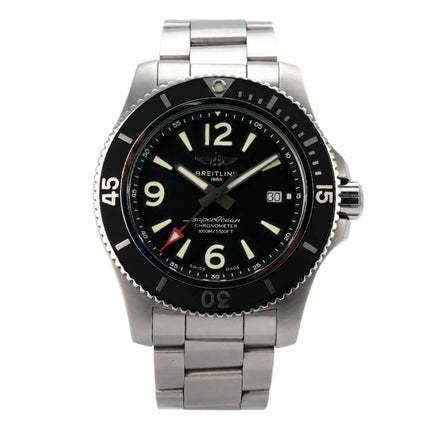 Breitling Superocean Automatic 44 A17367D71B1S1 mit schwarzem Zifferblatt und Edelstahlarmband.