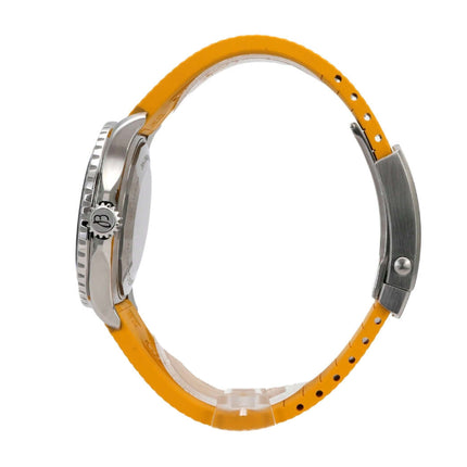 Breitling Superocean Automatic 42 Rainbow A17375211B2S4 Uhr mit gelbem Kautschukband und Edelstahlgehäuse.