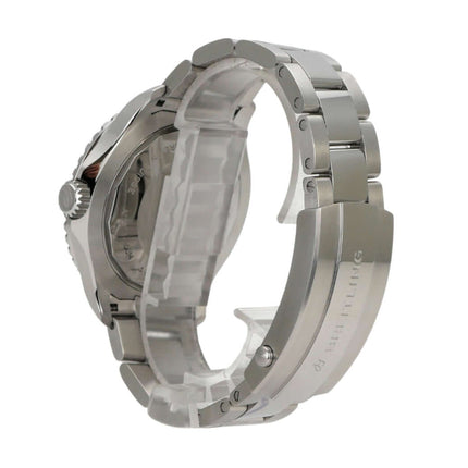 Breitling Superocean Automatic 44 A17376211L2A1 Edelstahlarmband und Gehäuseansicht