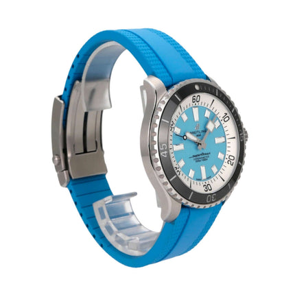 Breitling Superocean Automatic 44 Uhr mit türkisem Kautschukband und Edelstahlgehäuse, Ref. A17376211L2S2.