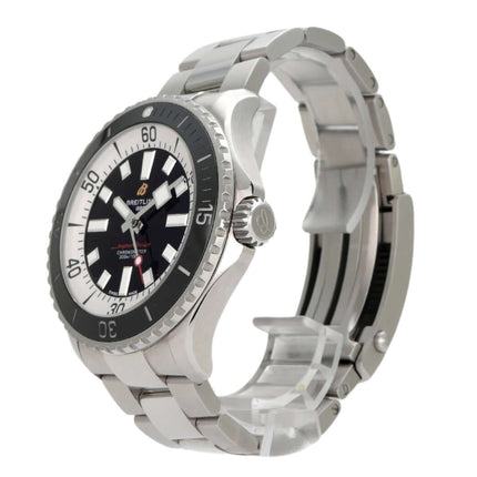 Breitling Superocean Automatic 46 A17378211B1A1 Edelstahl Taucheruhr mit schwarzem Zifferblatt und Keramiklünette.