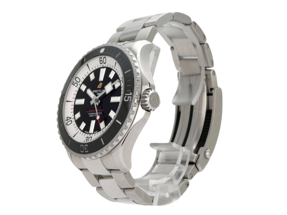 Breitling Superocean Automatic 46 A17378211B1A1 Edelstahl Taucheruhr mit schwarzem Zifferblatt und Keramiklünette.