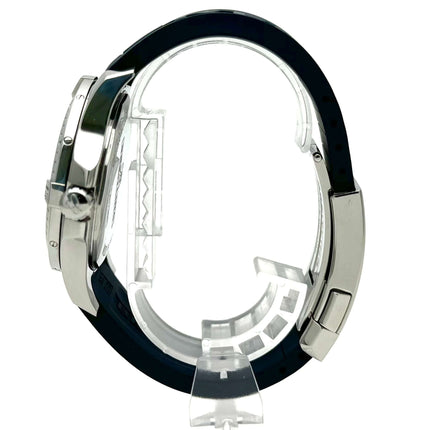 Breitling Colt Automatic A1738811.C906 Seitenansicht, Edelstahlgehäuse, blaues Kautschukband, luxuriöse Armbanduhransicht