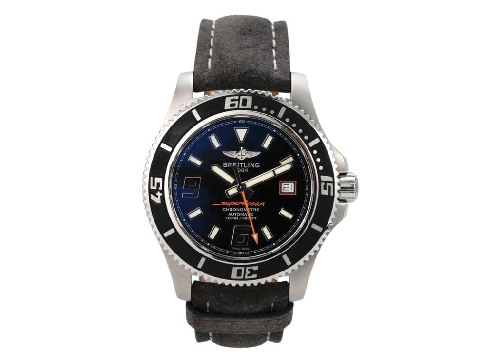 Breitling Superocean Orange Second 44 A1739102.BA80 mit schwarzem Zifferblatt und orangefarbigem Sekundenzeiger