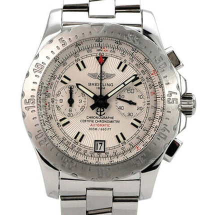 Breitling Skyracer Chronograph Ref. A27362, Edelstahl, silberfarbenes Zifferblatt, Chronograph, Automatik, 43,5 mm