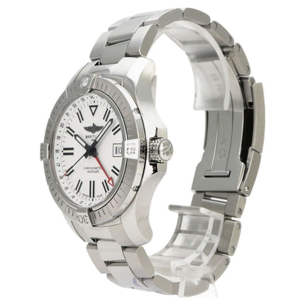 Breitling Avenger Automatic GMT 43 A32397101A1A1 aus Edelstahl mit silbernem Zifferblatt und GMT-Funktion