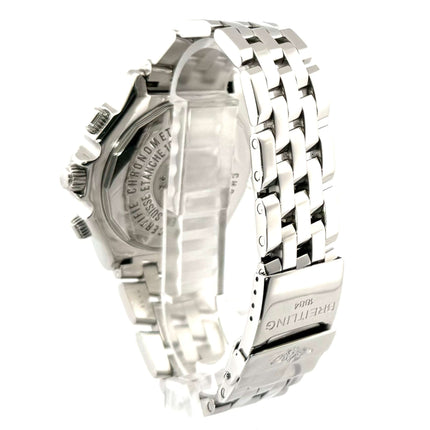 Rückansicht der Breitling Windrider Crosswind Spezial 44 Ref. A44355 mit Edelstahlgehäuse und -band, polierte Faltschließe.