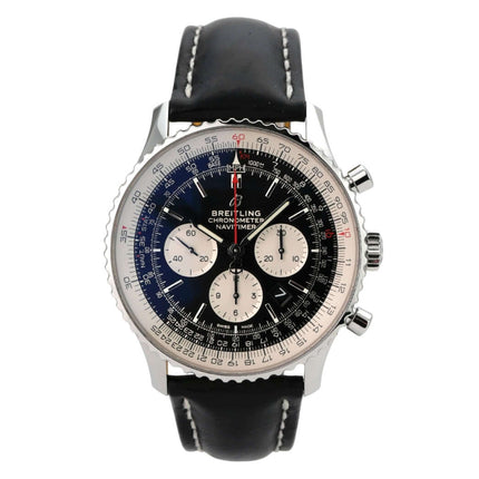 Breitling Navitimer 1 B01 Chronograph 46 AB0127211B1X1 mit schwarzem Lederband und drehbarem Rechenschieber.
