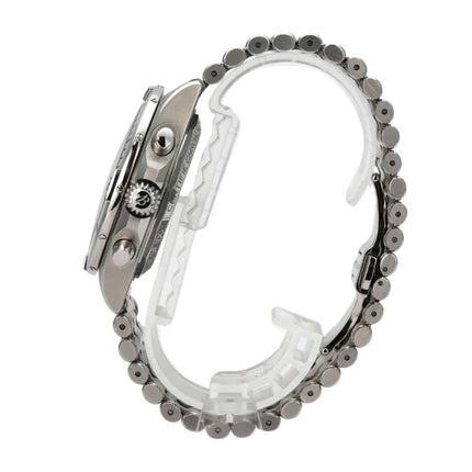 Breitling Chronomat B01 42 Chronograph AB01348A1B1A1 Ansicht der Seite mit poliertem Edelstahlarmband