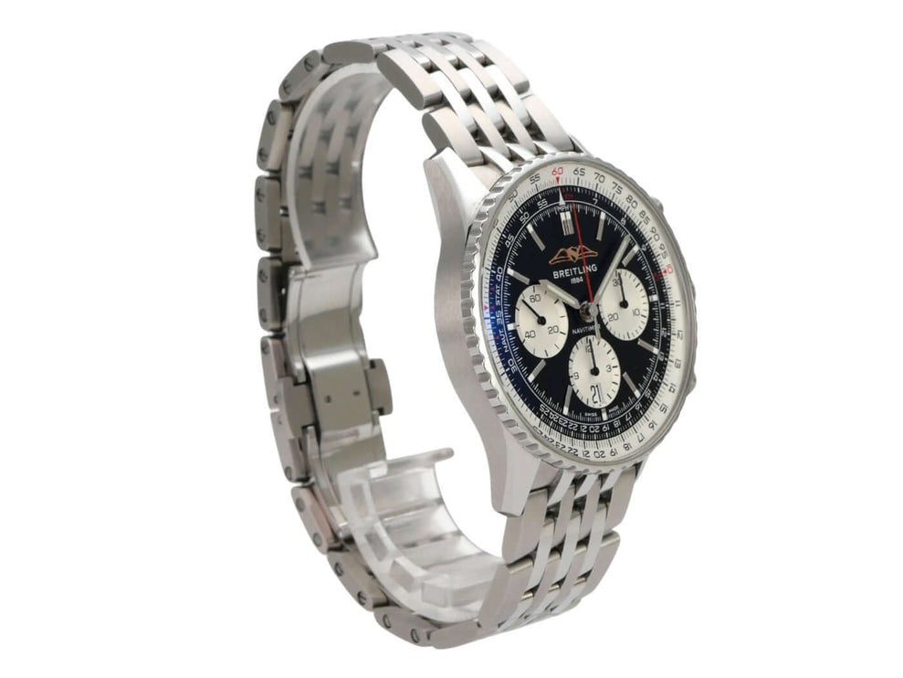 Breitling Navitimer B01 Chronograph 43 AB0138211B1A1 mit schwarzem Zifferblatt und Edelstahlarmband