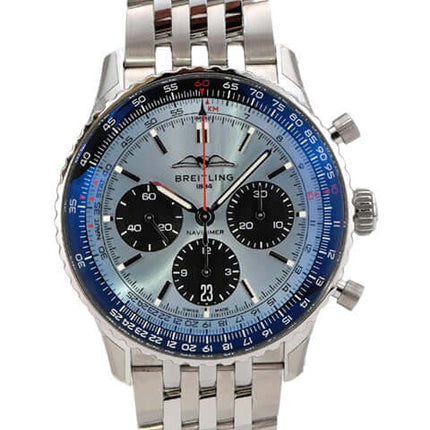 Breitling Navitimer B01 Chronograph 43 AB0138241C1A1 Uhr mit eisblauem Zifferblatt, Edelstahlarmband und Chronograph