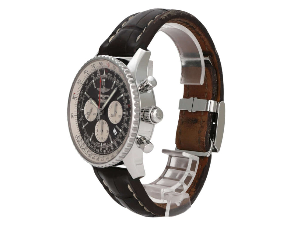 Breitling Navitimer 1 B03 Chronograph Rattrapante 45 AB0310211Q1P1, braunes Lederband, schwarzes Zifferblatt