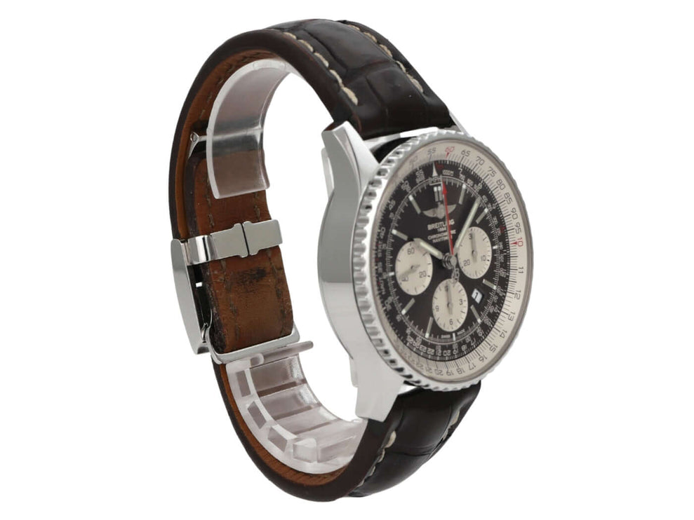 Breitling Navitimer 1 B03 Chronograph Rattrapante 45 AB0310211Q1P1, Edelstahlgehäuse, braunes Lederband