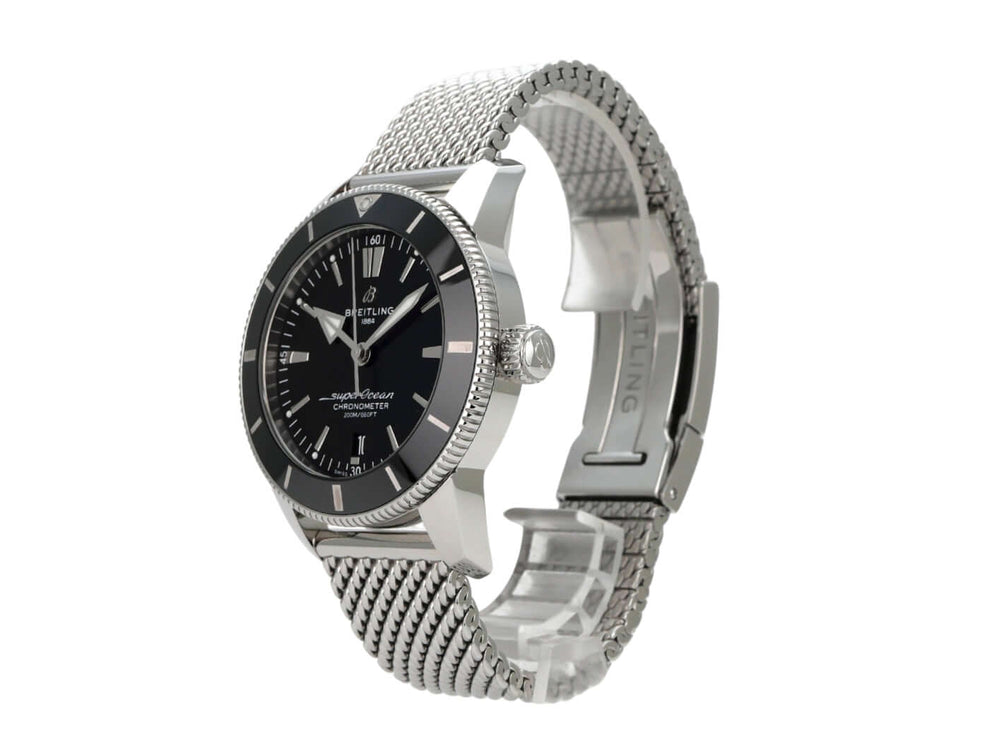 Breitling Superocean Heritage II B20 Automatic 44 AB2030121B1A1 mit schwarzem Zifferblatt und Edelstahlband.