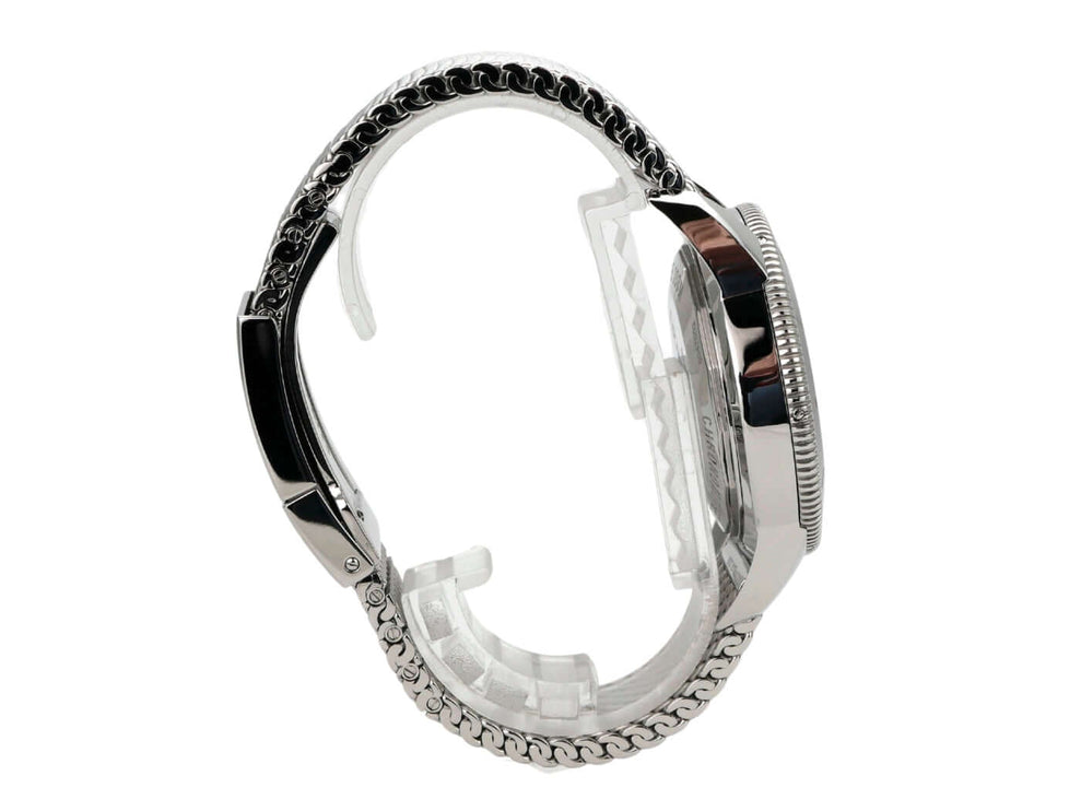 Breitling Superocean Heritage II B20 Automatic 44 AB2030121B1A1 seitliche Ansicht mit Edelstahlband und Gehäuse.