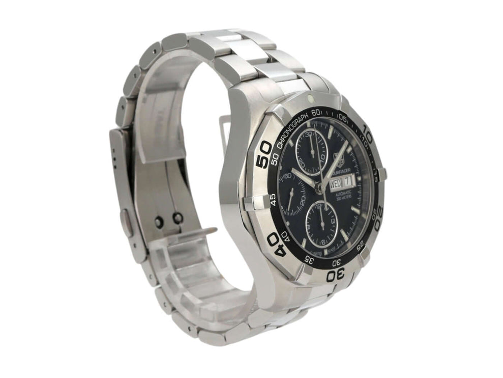 TAG Heuer Aquaracer Automatik Chronograph CAF2010.BA0815 mit schwarzem Zifferblatt und Edelstahlarmband.