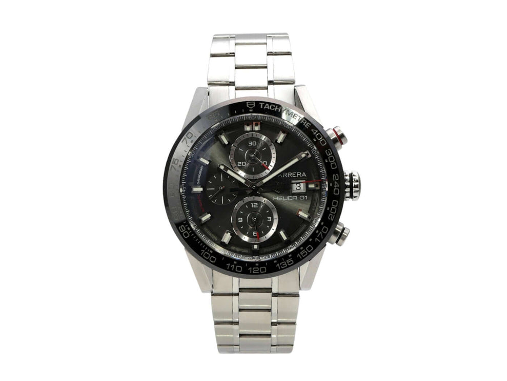 TAG Heuer Carrera Heuer 01 Automatik Chronograph, Edelstahlgehäuse, schwarze Keramiklünette, graues Zifferblatt.